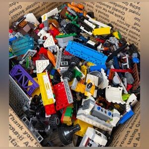 ~10 LBS LEGO Mixed Lot Misc Brick Pieces Accessories Building Parts AUTHENTIC